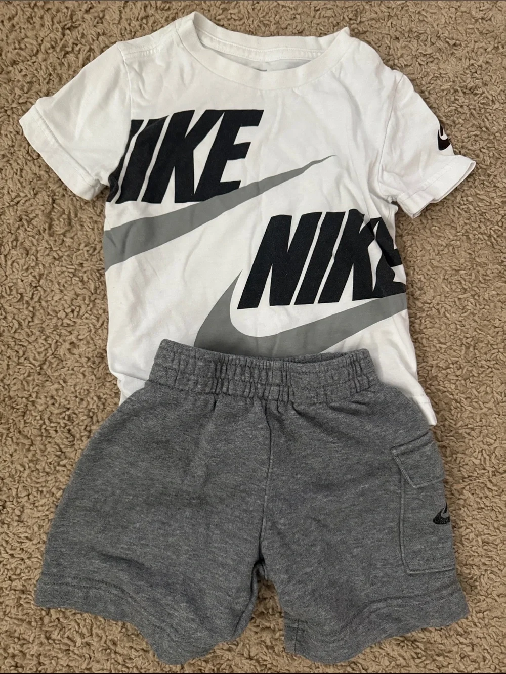 Nike Disney Toddler Boy Bundle 2T 6 Pc Shirts Shorts Sweatshirt